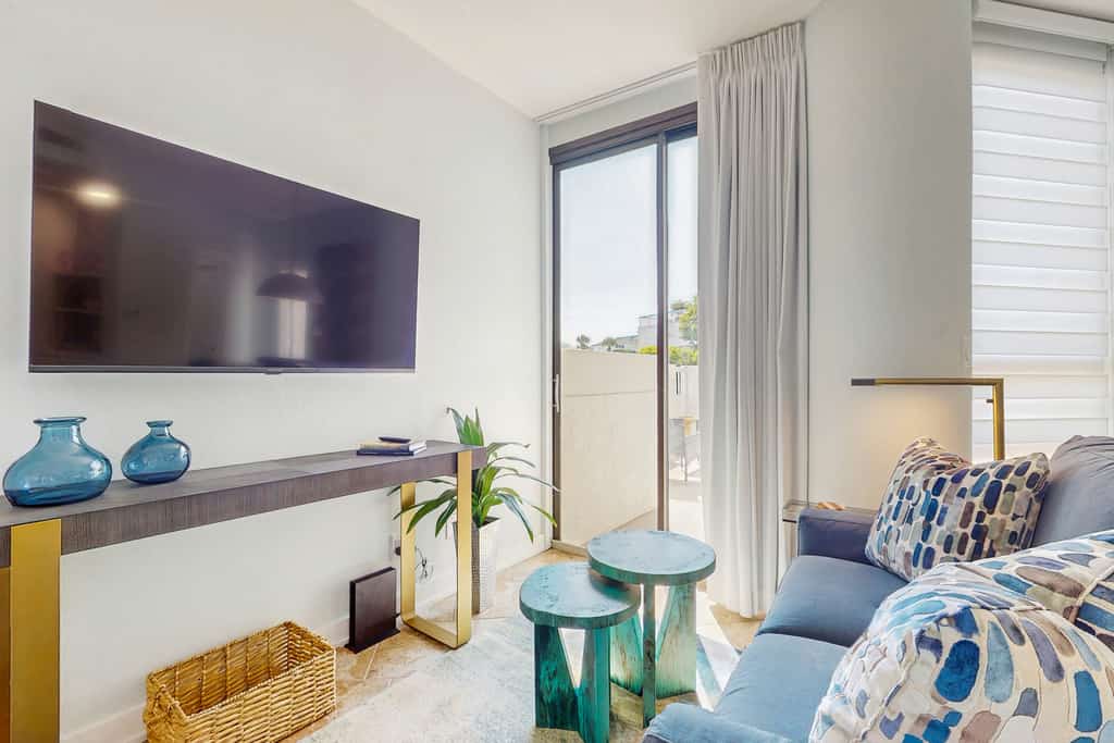 Surfside Resorts G17