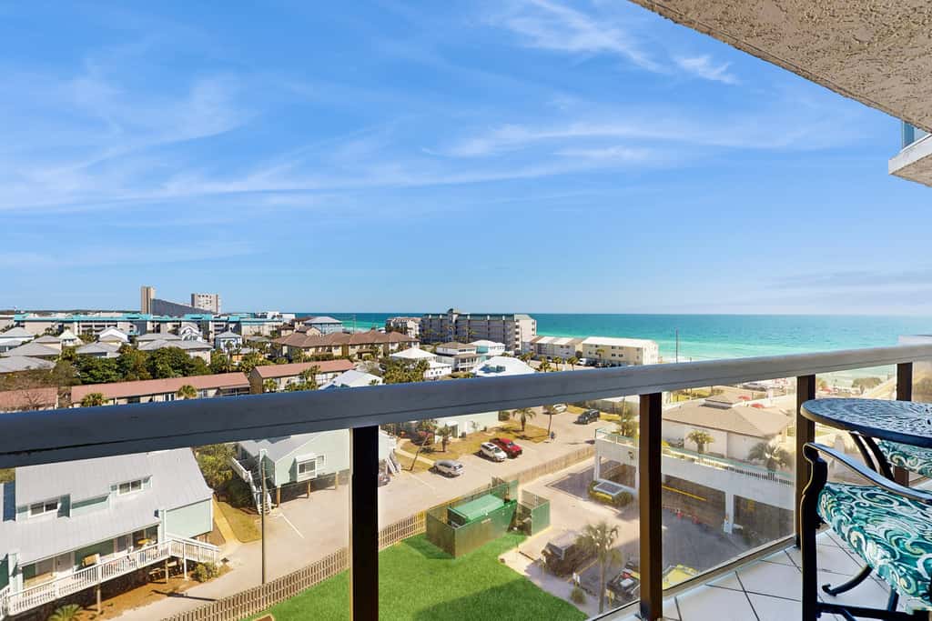 Two Gulf-view condos in one - balconies, pool, hot tubs, gym & beach access