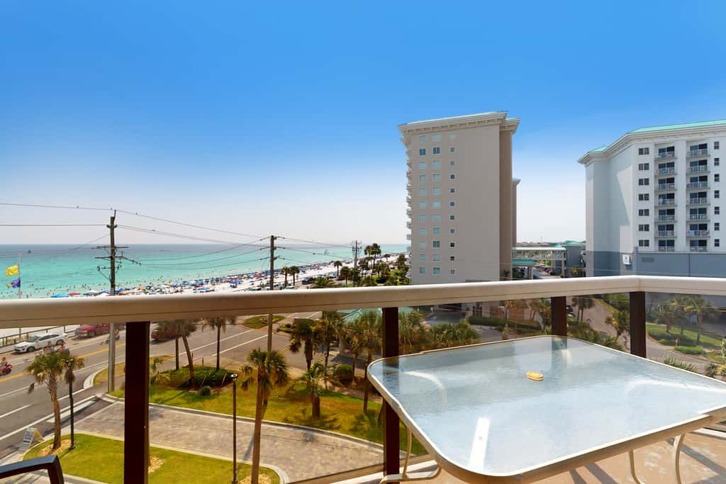 Gulfside resort home with shared pool & hot tub, central AC, gulf views, free WiFi