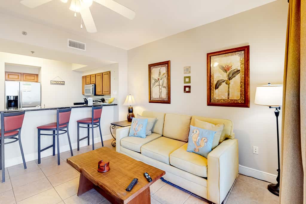 Gulf Front Condo with Balcony Pool and Resort Amenities in Miramar Beach