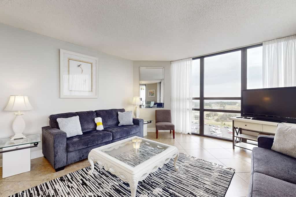 Surfside Resort 1211 (2)