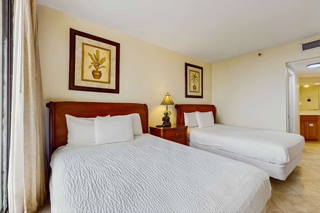 Surfside Resort 911a