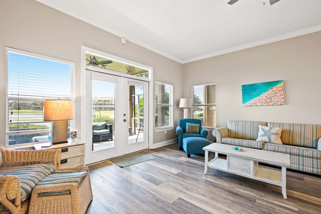 Gorgeous lakefront home with shared pool and beach access