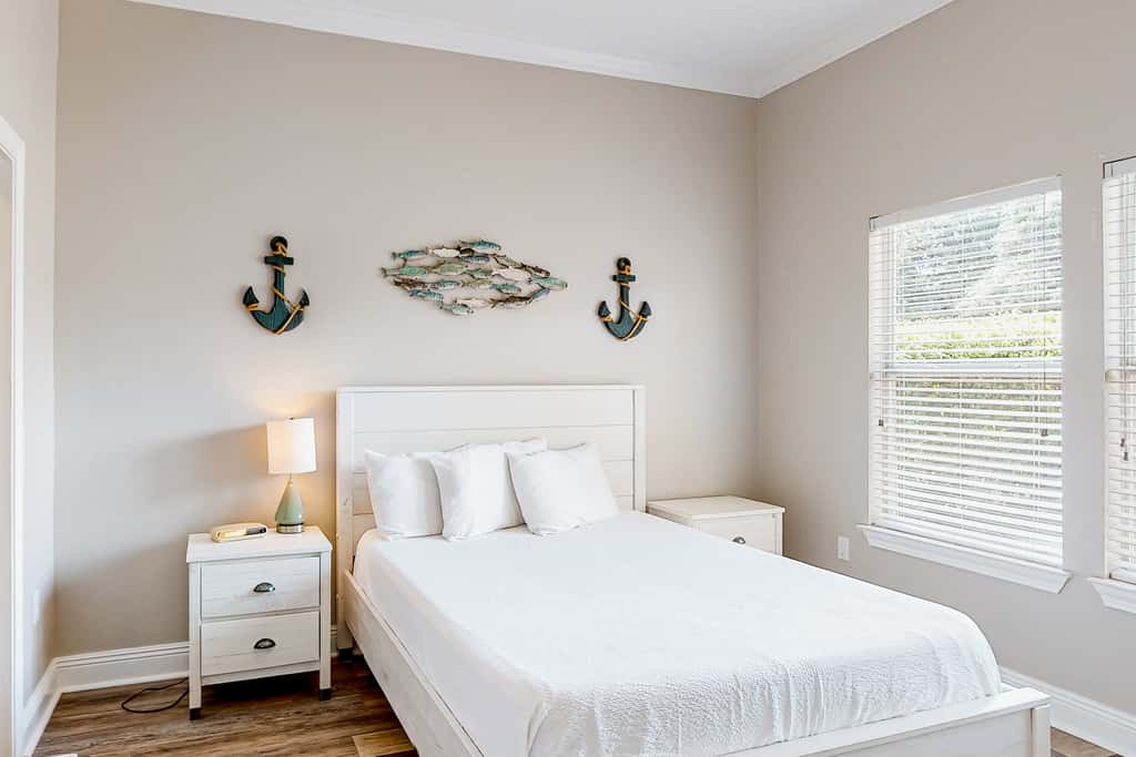 Gorgeous lakefront home with shared pool and beach access