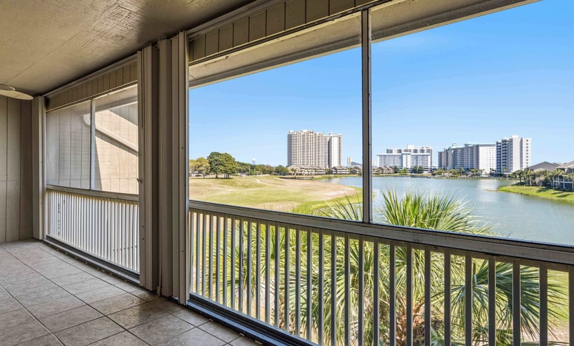 Seascape Lakefront Villas 412