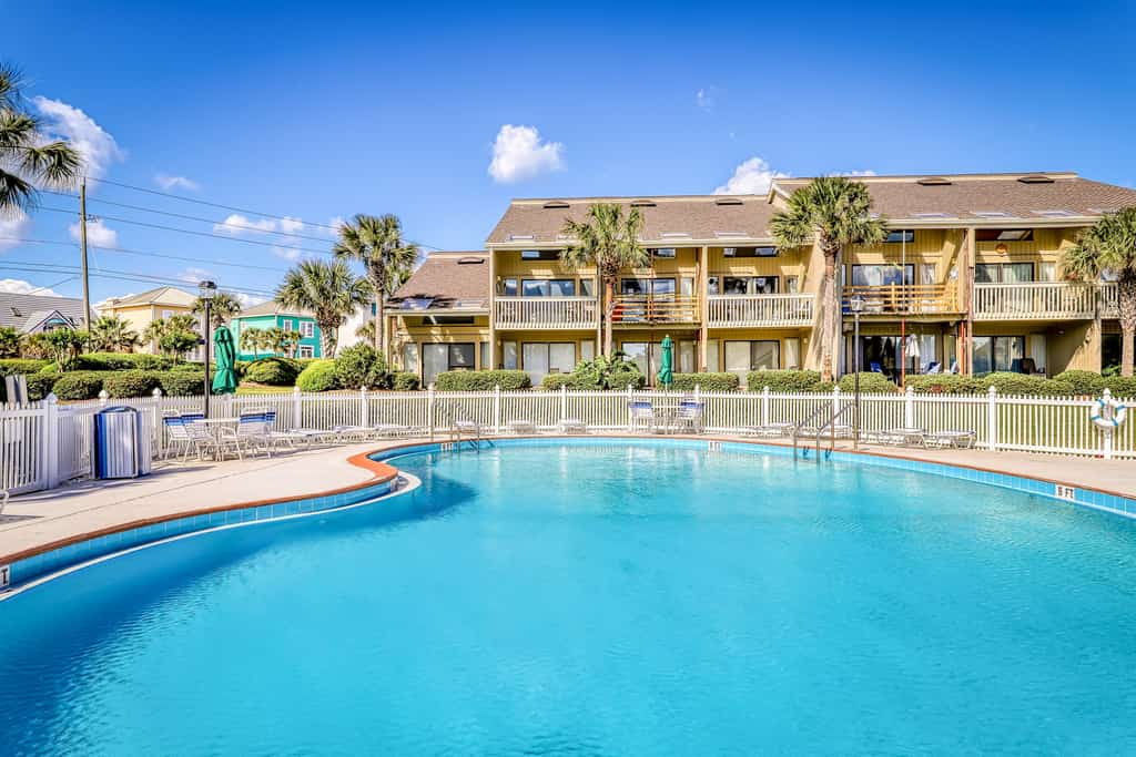 Seascape Lakefront Villas 228