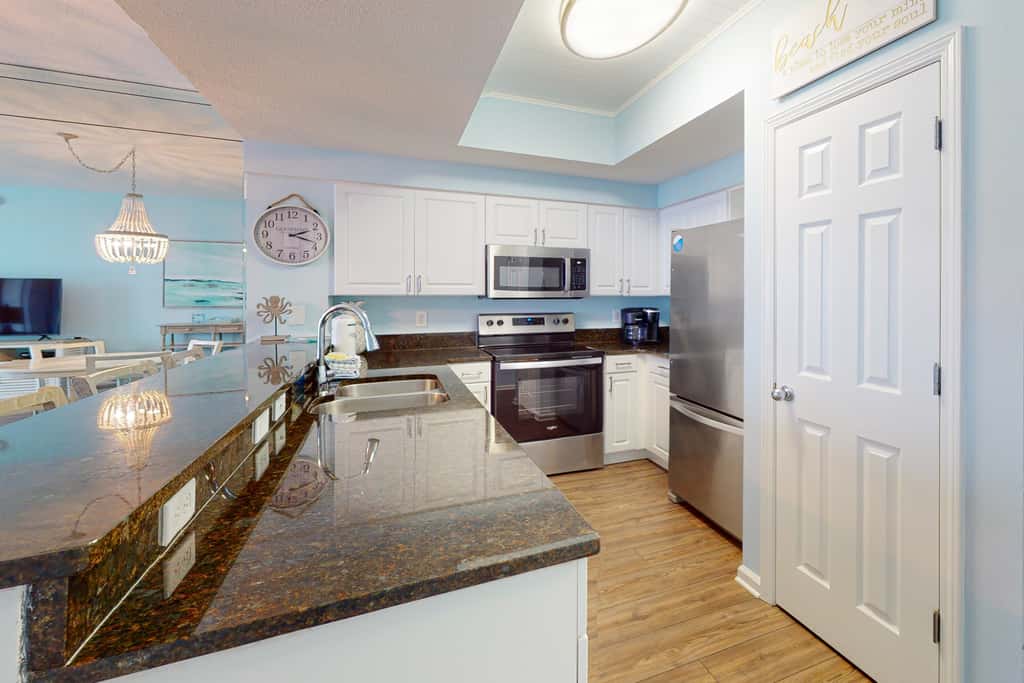 Majestic Sun A1103  Gulf Views, Pool, Beach Access