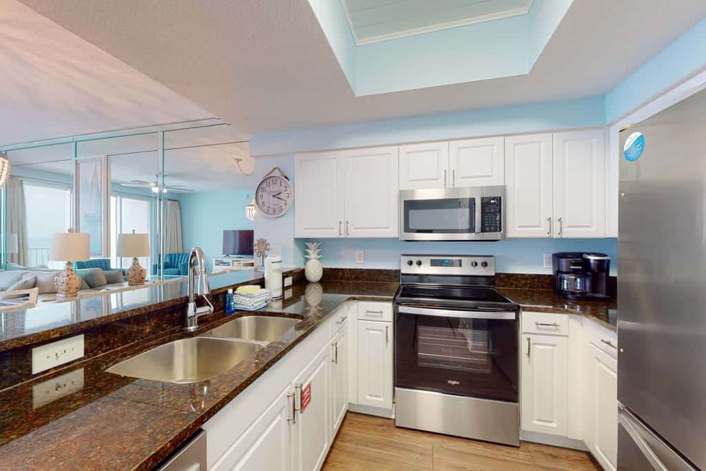 Majestic Sun A1103  Gulf Views, Pool, Beach Access
