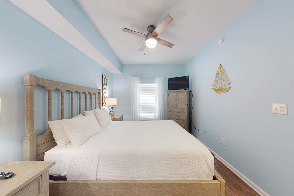Majestic Sun A1103  Gulf Views, Pool, Beach Access