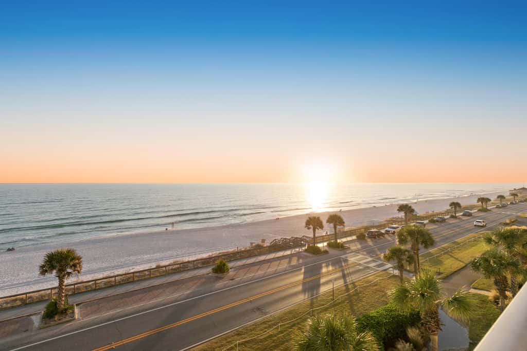 Majestic Sun A1103  Gulf Views, Pool, Beach Access