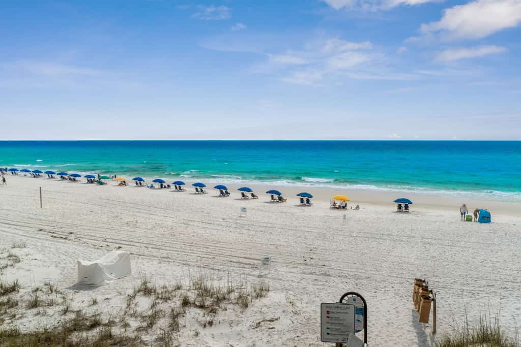 Gated-entry condo near the beach with pool, hot tub, & private balcony