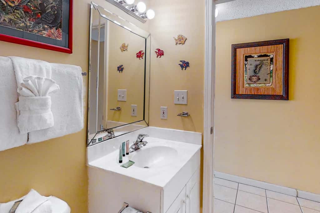 Majestic Sun A806 Beachfront Views & Pool Fun!