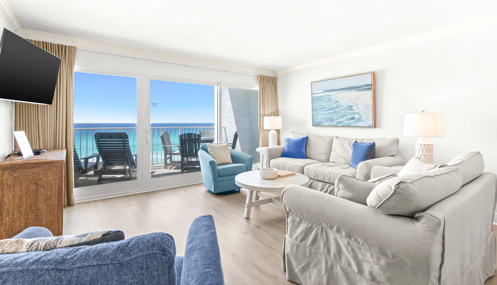 Beach & Gulf-front Condo on Fifth Floor with outdoor Pool, Gym