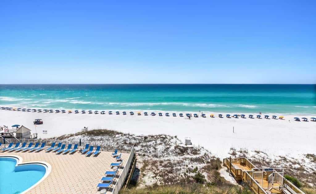 Beach & Gulf-front Condo on Fifth Floor with outdoor Pool, Gym