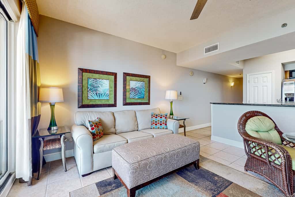 Gulf View Condo in Miramar Beach with Pool ,Gym and Beach Access