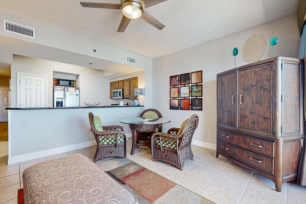 Gulf View Condo in Miramar Beach with Pool ,Gym and Beach Access
