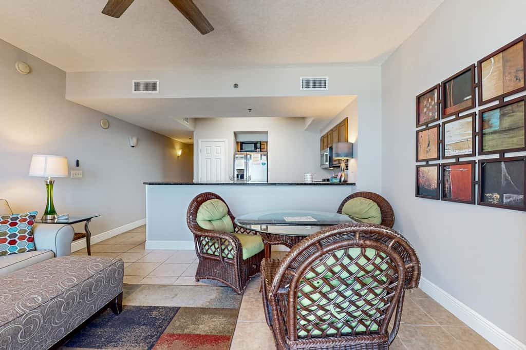 Gulf View Condo in Miramar Beach with Pool ,Gym and Beach Access