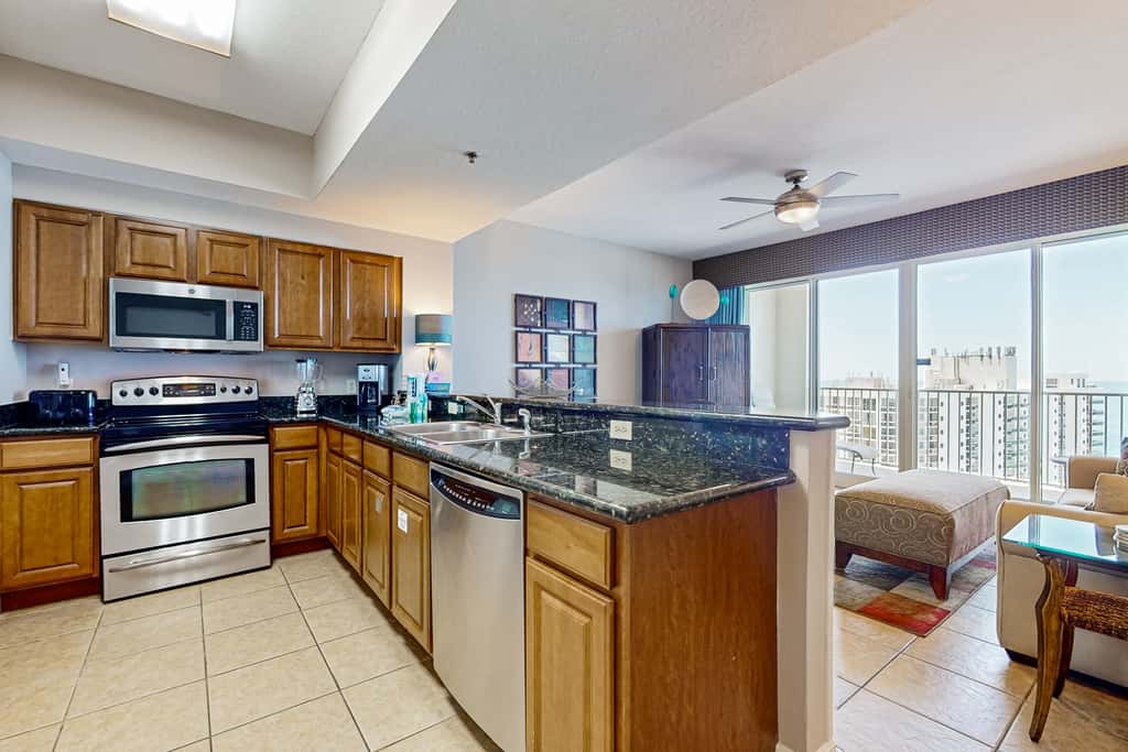 Gulf View Condo in Miramar Beach with Pool ,Gym and Beach Access