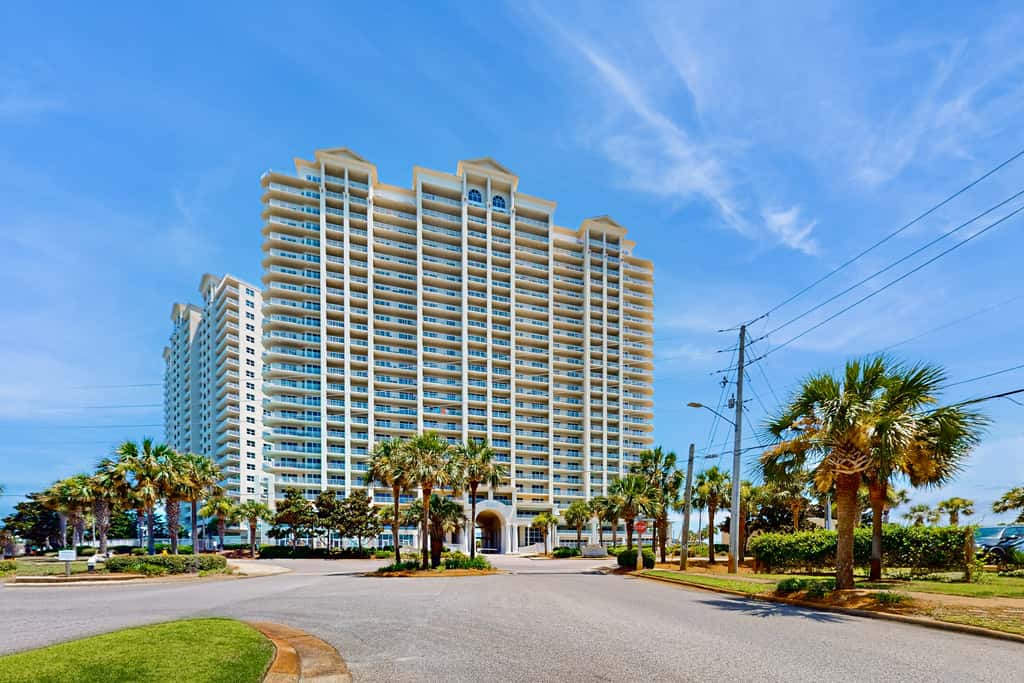 Gulf View Condo in Miramar Beach with Pool ,Gym and Beach Access