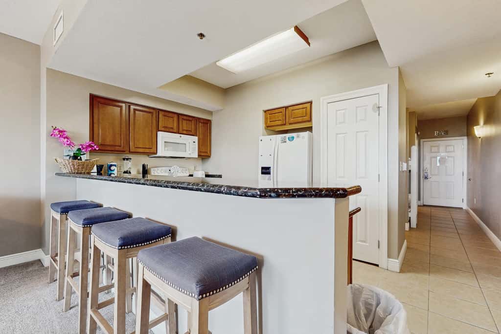 Beachfront Condo with Pool Gym and Scenic Balcony in Miramar Beach