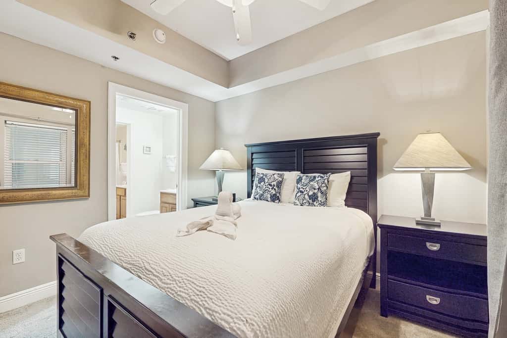 Beachfront Condo with Pool Gym and Scenic Balcony in Miramar Beach