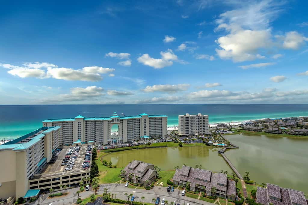 Beachfront Condo with Beach Views,Private Balcony and Pool Access in Miramar Beach