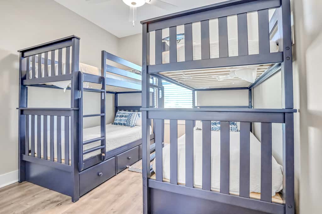 Modern 30A Retreat | Walk/Bike to Beach | Golf Cart
