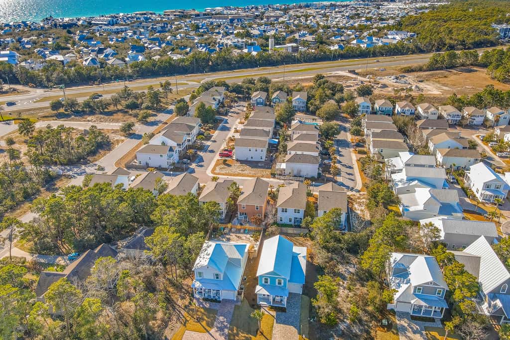 Modern 30A Retreat | Walk/Bike to Beach | Golf Cart
