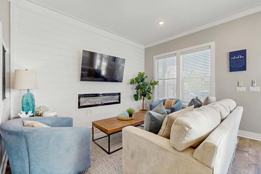 Modern 30A Retreat | Walk/Bike to Beach | Golf Cart