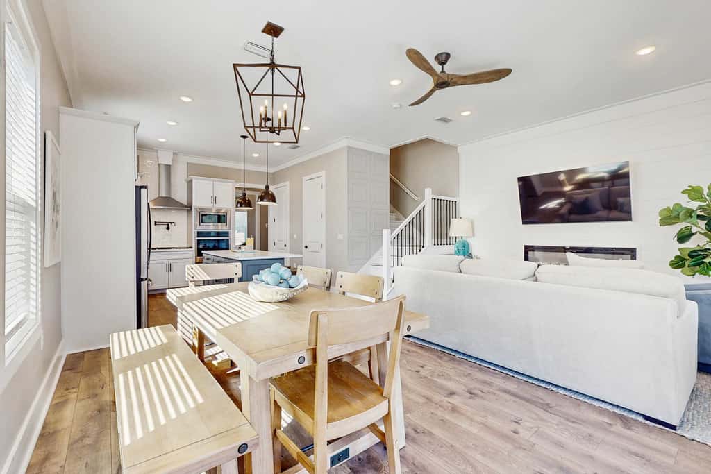 Modern 30A Retreat | Walk/Bike to Beach | Golf Cart
