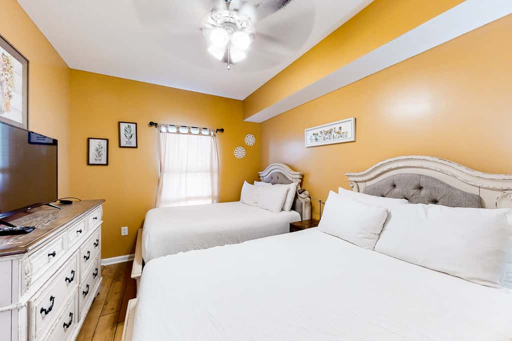 Majestic Sun B410 Beachfront Condo with Pools