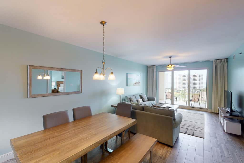 Seventh Floor Condo with Beach View Pool Gym and Private Balcony