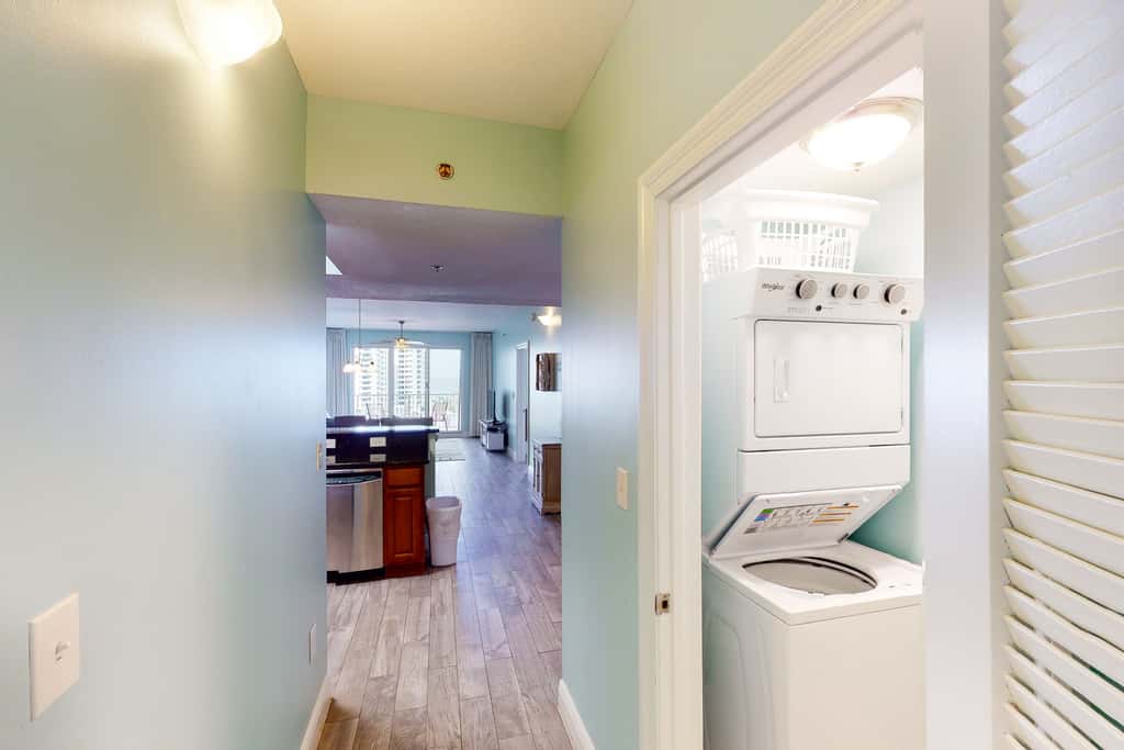Seventh Floor Condo with Beach View Pool Gym and Private Balcony