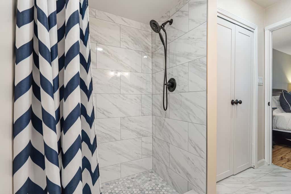 Sunny Seascape Condo with Spacious Balcony - Pools, Golf & Tennis
