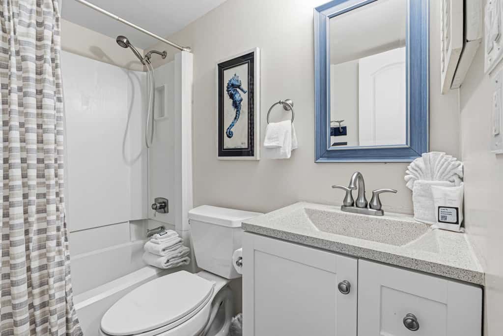 Sunny Seascape Condo with Spacious Balcony - Pools, Golf & Tennis