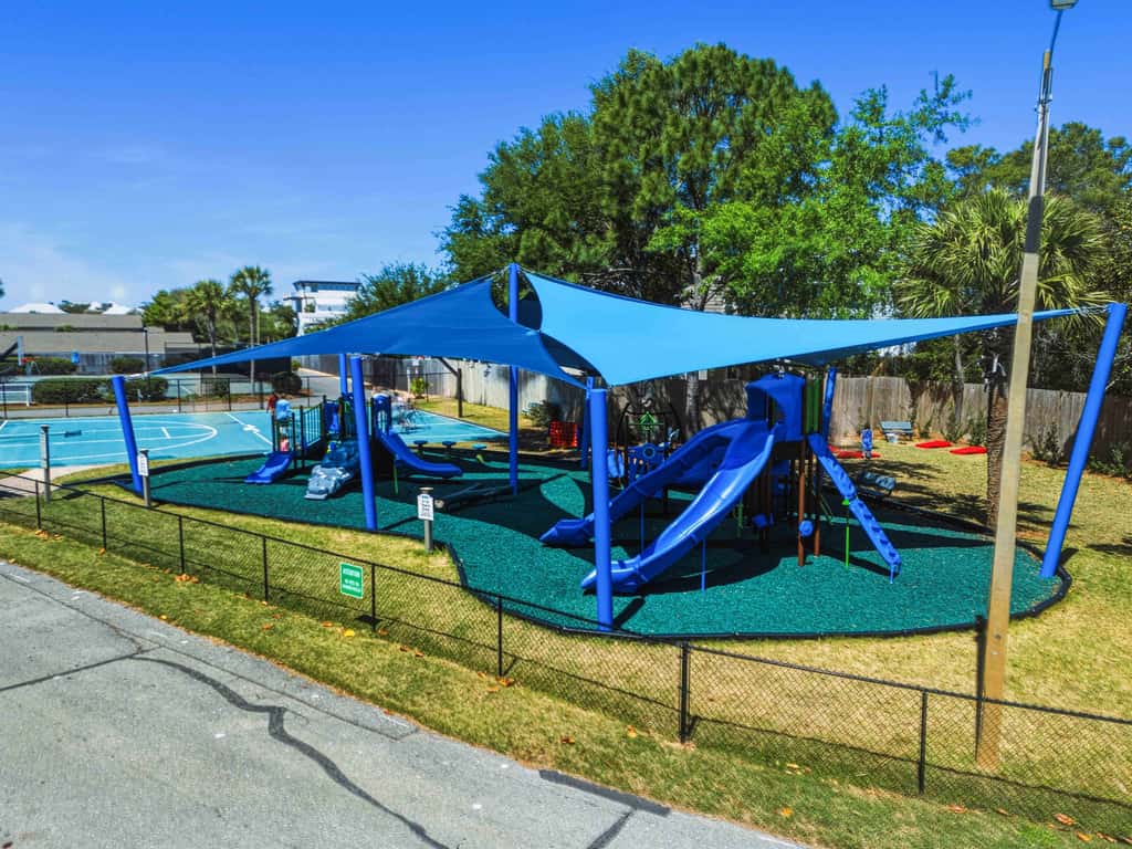 Sunny Seascape Condo with Spacious Balcony - Pools, Golf & Tennis