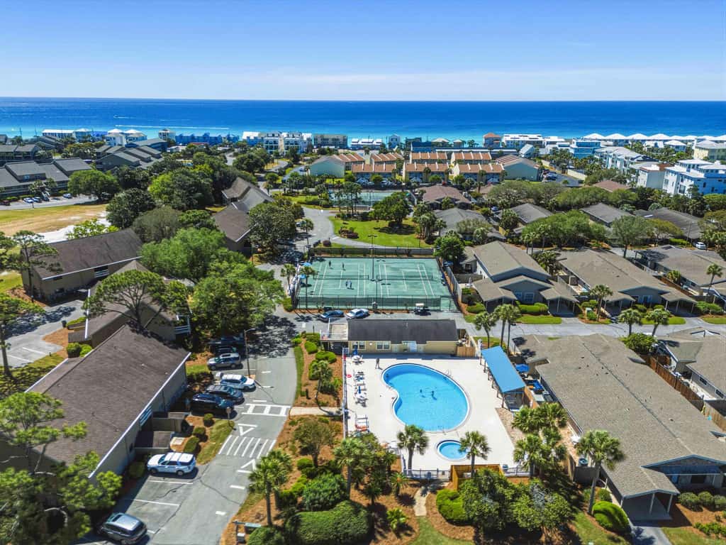 Sunny Seascape Condo with Spacious Balcony - Pools, Golf & Tennis