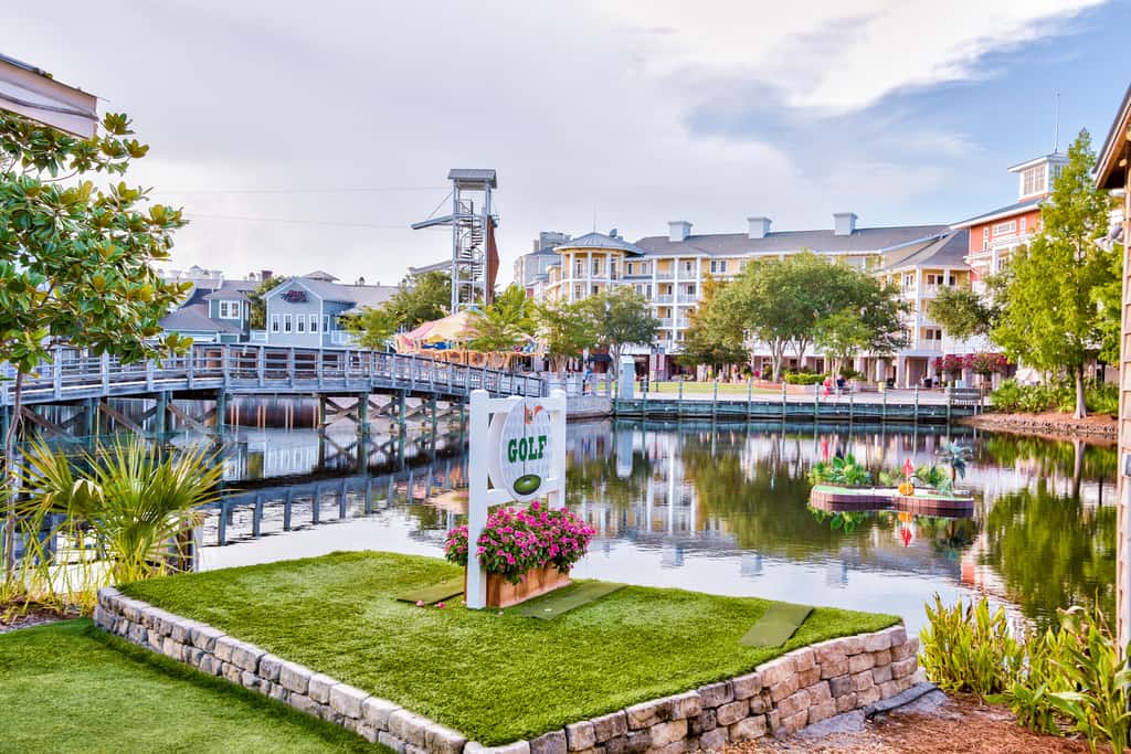 Waterfront townhome with pools, tennis & beach access