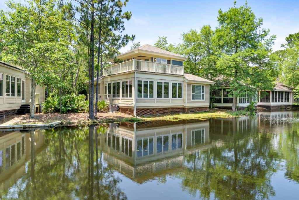 Gorgeous coastal home with shared pool, beach access and golf