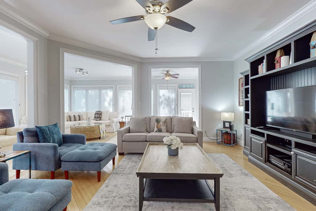 Gorgeous coastal home with shared pool, beach access and golf