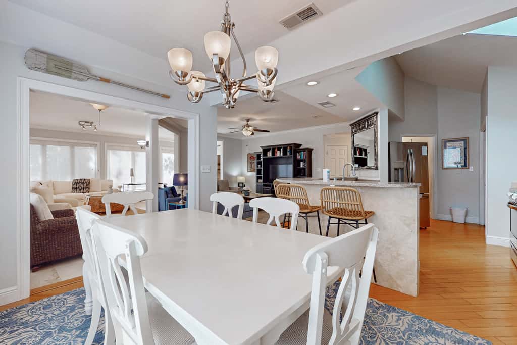 Gorgeous coastal home with shared pool, beach access and golf