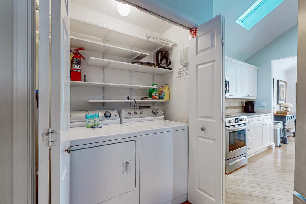 Gorgeous coastal home with shared pool, beach access and golf