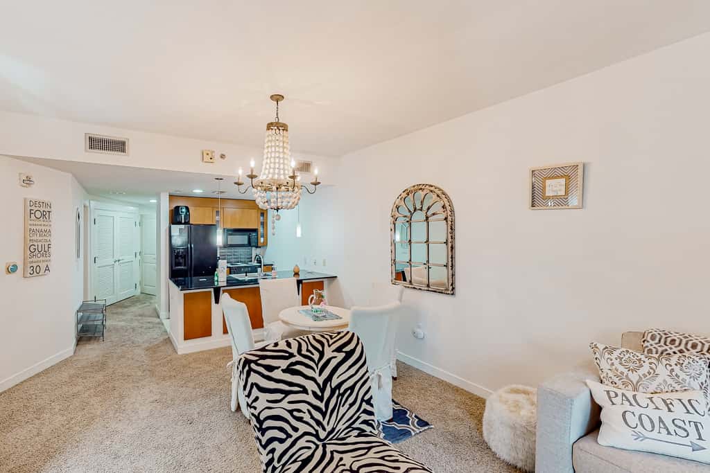 Elegant condo at the Village of Baytowne Wharf with pool, hot tub, & tennis