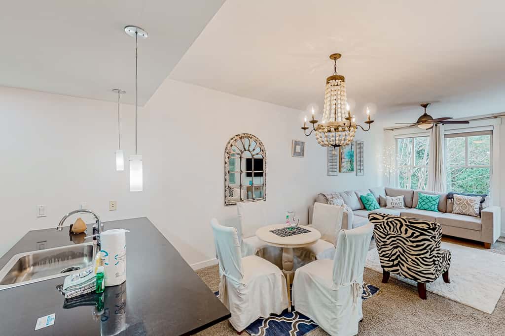 Elegant condo at the Village of Baytowne Wharf with pool, hot tub, & tennis