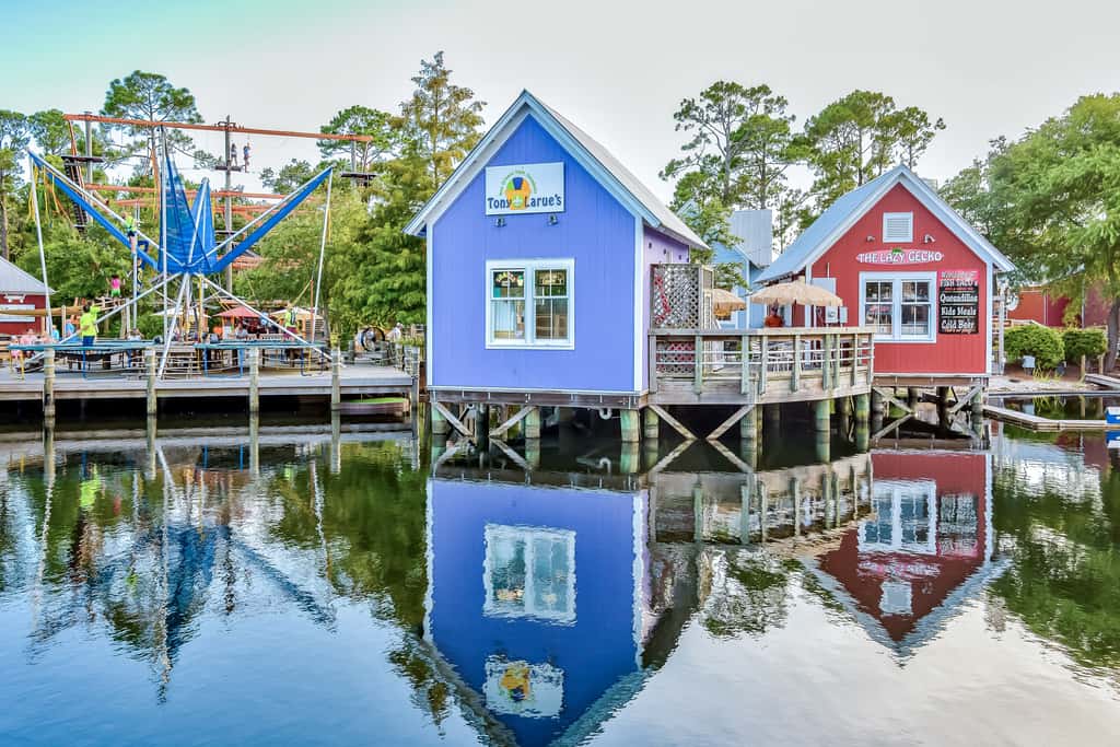 Elegant condo at the Village of Baytowne Wharf with pool, hot tub, & tennis