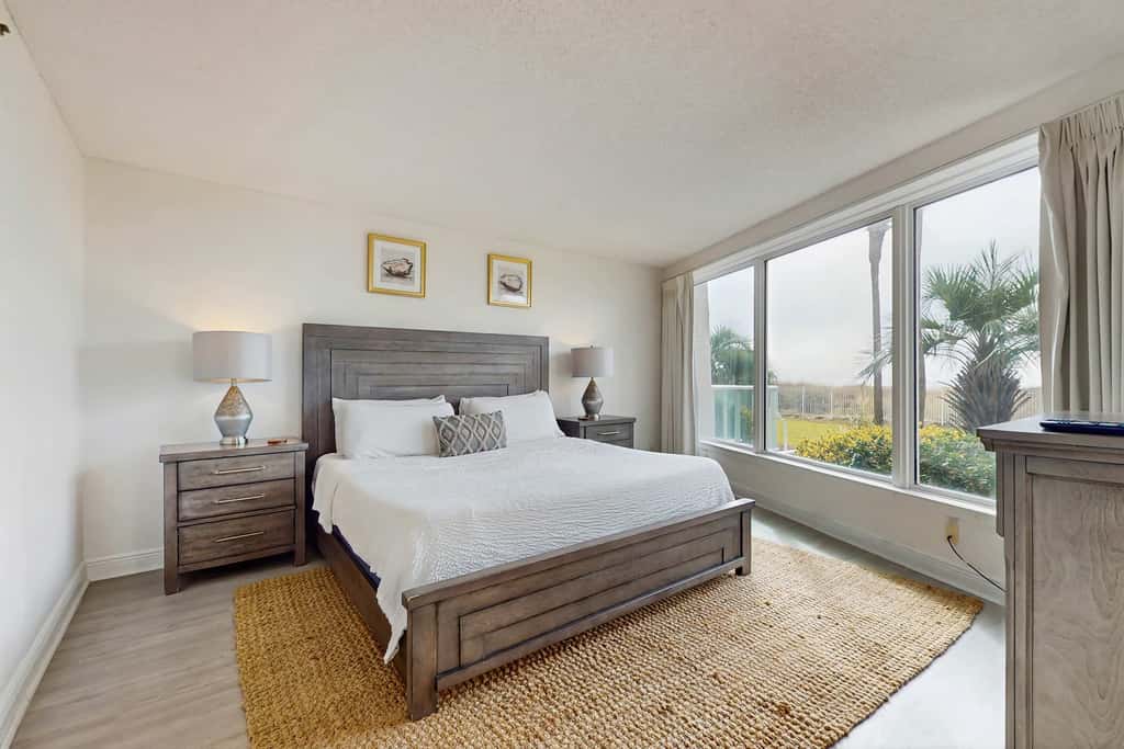 Beautiful beachfront condo with pool, beach tram, tennis, golf, & on-site dining
