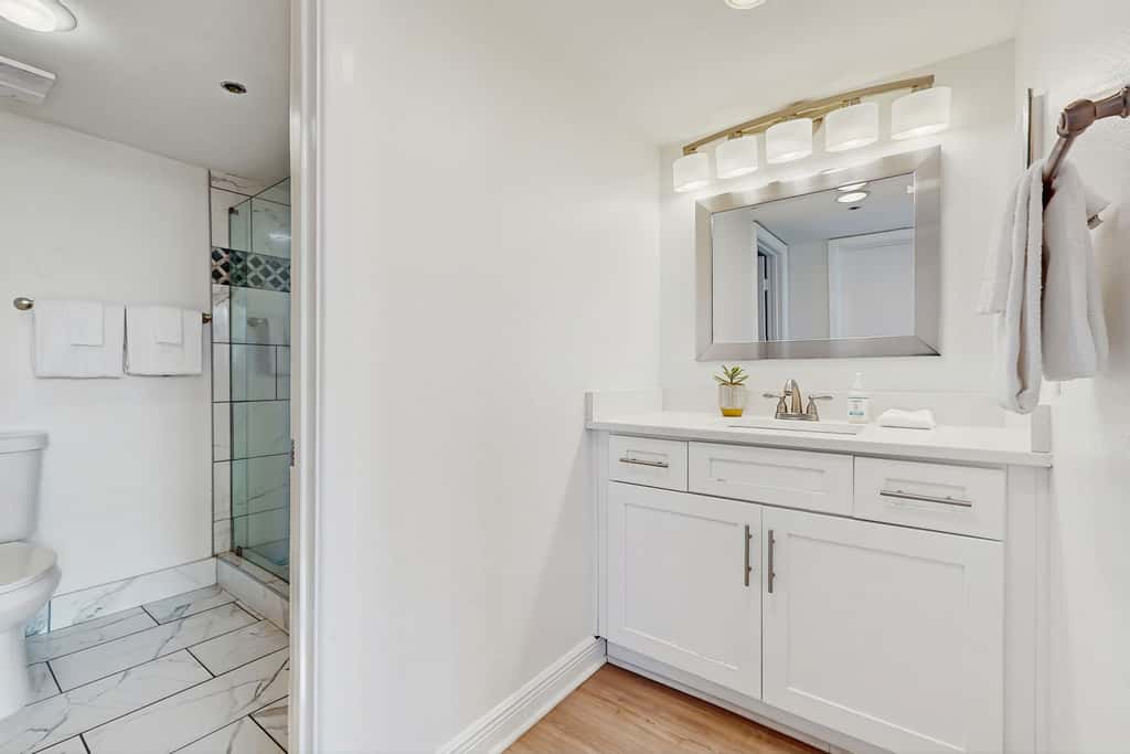 Beautiful beachfront condo with pool, beach tram, tennis, golf, & on-site dining