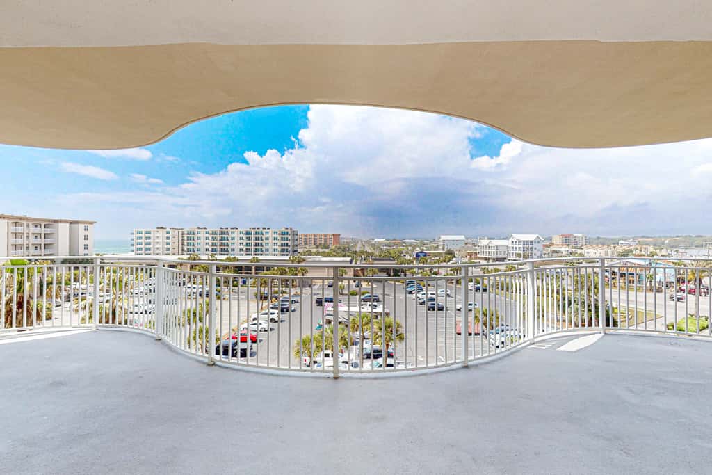 Warm, Welcoming Condo At Waterscape w Children's Playground & Two Hot Tubs