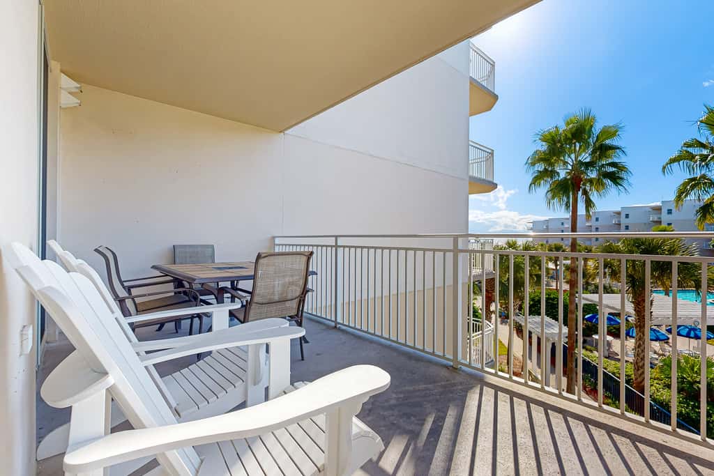 3rd Floor Exquisite Condo At Waterscape Children's Playground, 2 Hot Tubs