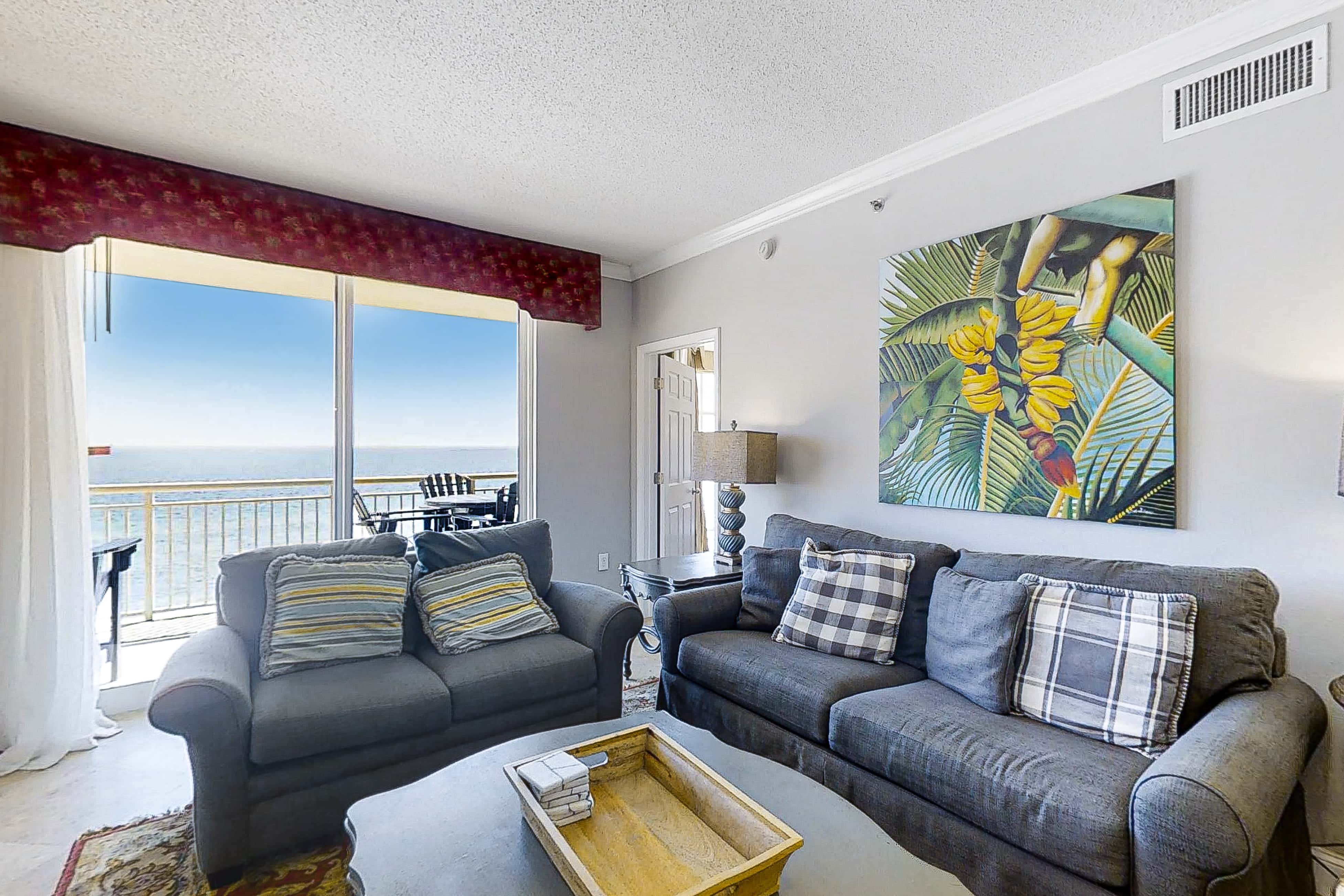 Fifth-Floor, Gulf-Front Condo with Balcony, Beach Access & Shared Pools, Hot Tub